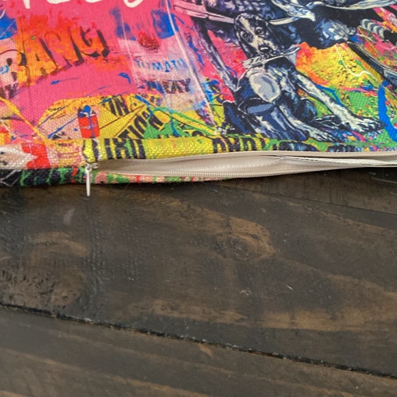 AWESOME GRAFFITI PILLOW CASES set of 3 17.5 x 17.5 inches - Picture 5 of 5